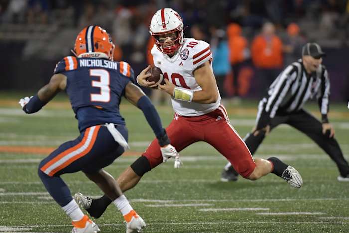 Heinrich Haarberg run 2023 Nebraska at Illinois football USATSI_21590519
